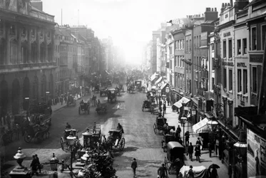 Looking West Down the Strand, c.1890